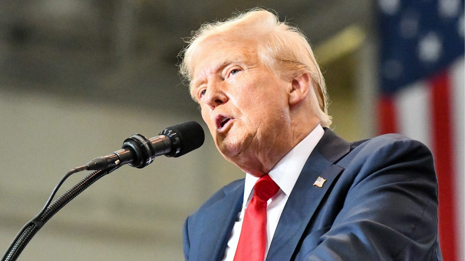 Trump Signals Civil Tone Ahead of Meeting With NYC’s Zohran Mamdani