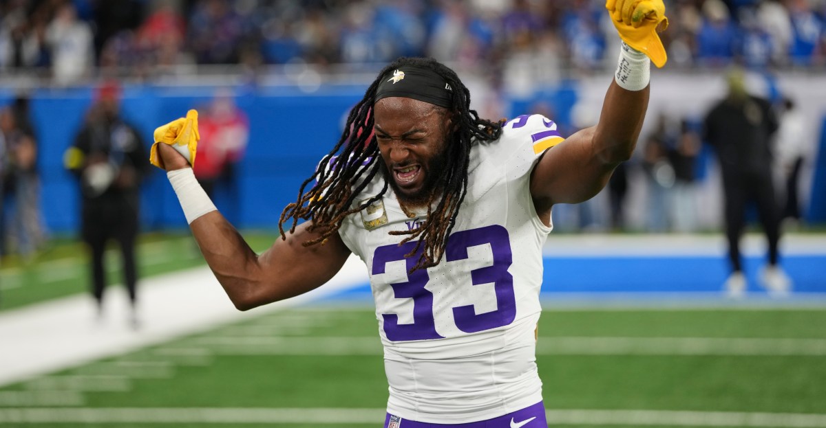 Aaron Jones injury: What status means for Week 10 vs. Ravens